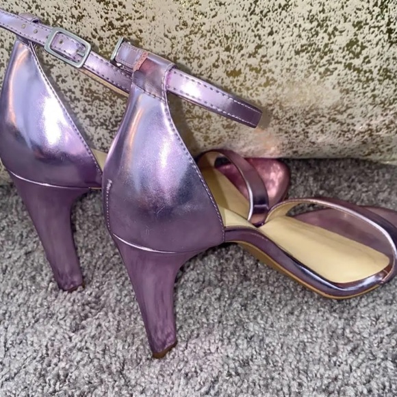New Gianni Bini Shoes Metallic Lavender/Pink Ankle Strap - Picture 3 of 14